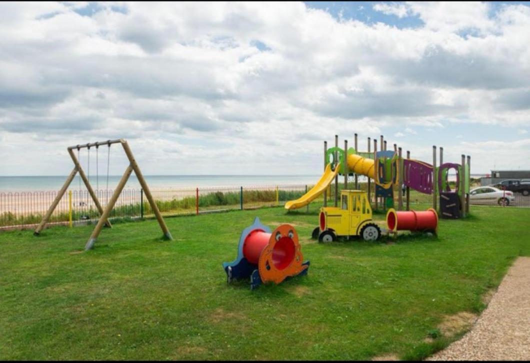 Savannah-By-The-Sea Bridlington Esterno foto