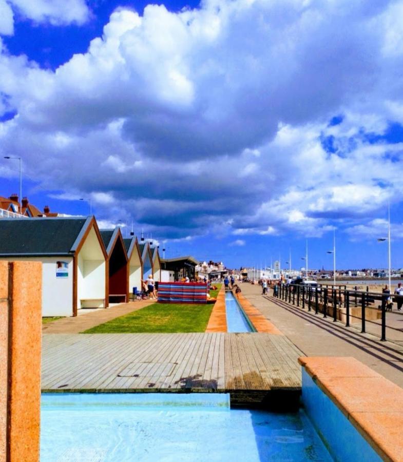 Savannah-By-The-Sea Bridlington Esterno foto